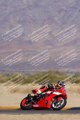 media/Dec-15-2023-Apex Assassins (Fri) [[91f19fb1c7]]/Trackday 1/Session 2 (Turn 4 Entry)/